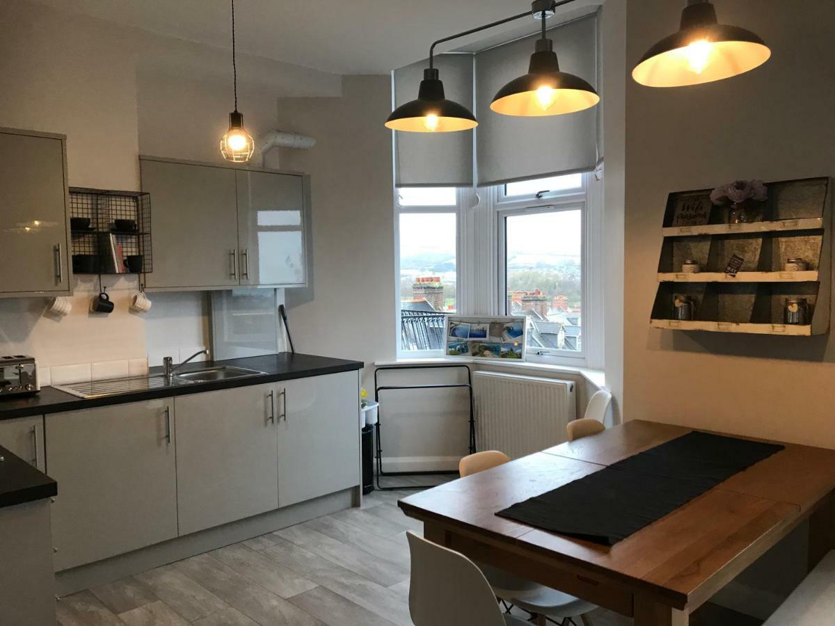 Wight View, Flat 2 Rosslyn House Apartment Swanage Exterior photo